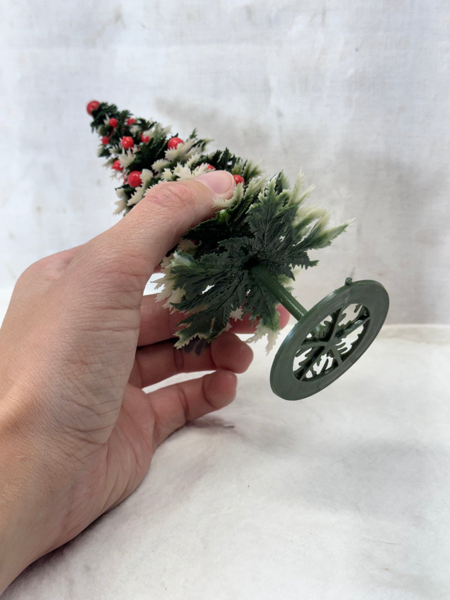 Plastic Snow Berry Pine Tree Vintage #1982