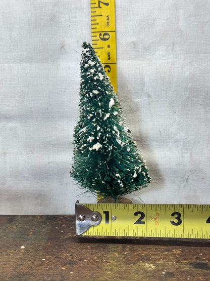 Bottle Brush Christmas Tree Vintage #1937