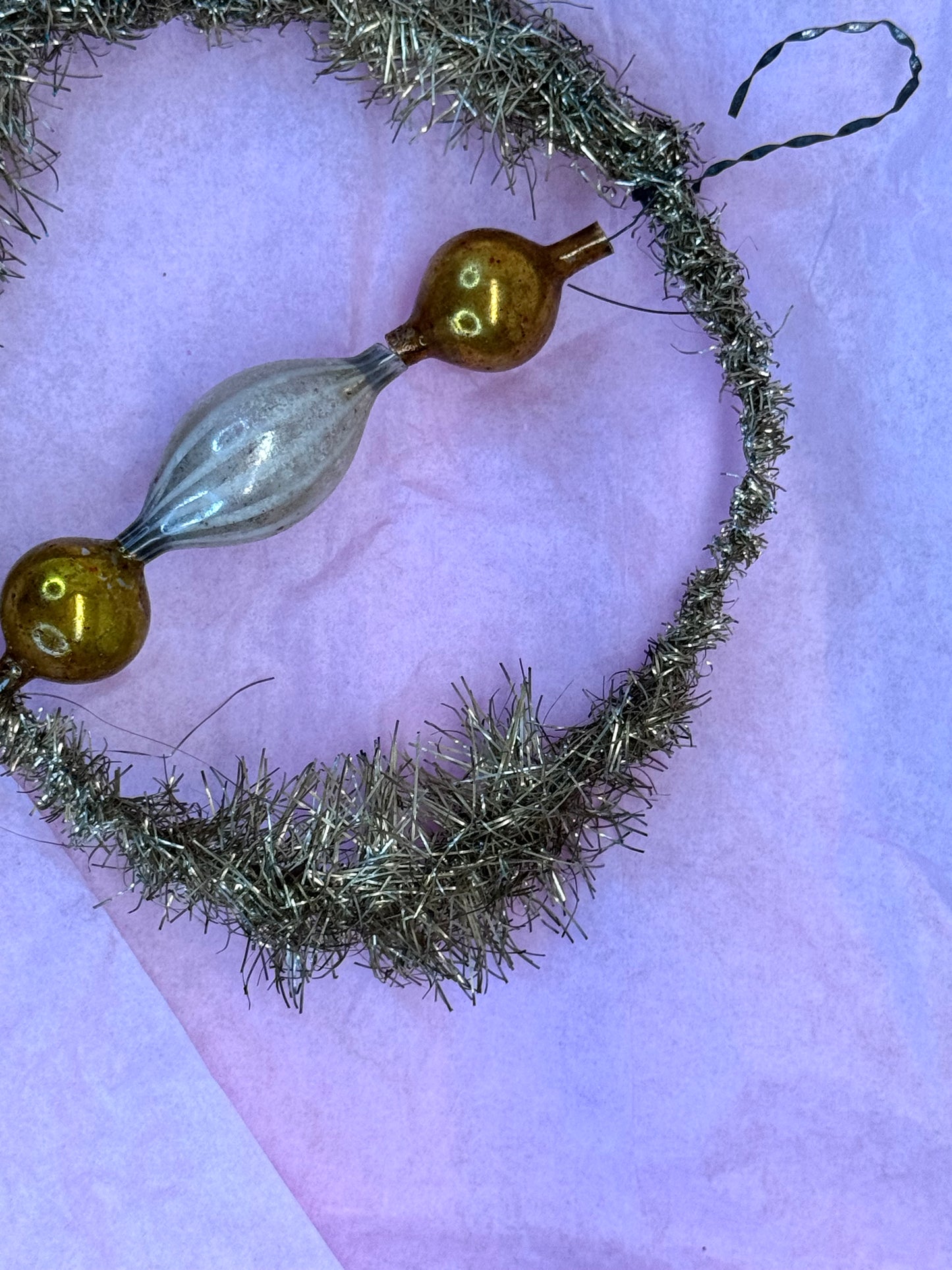 Victorian Christmas Ornament #1690