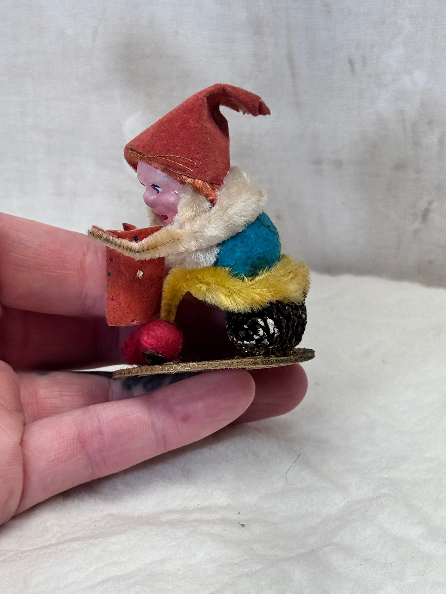 Elf Pixie Gnome Pinecone Christmas Vintage #1881