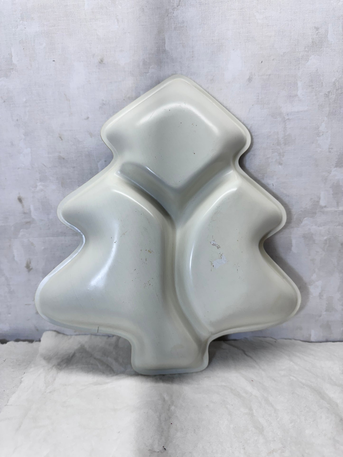 Vintage Plastic Cookie Plate Tray Christmas Tree #2072