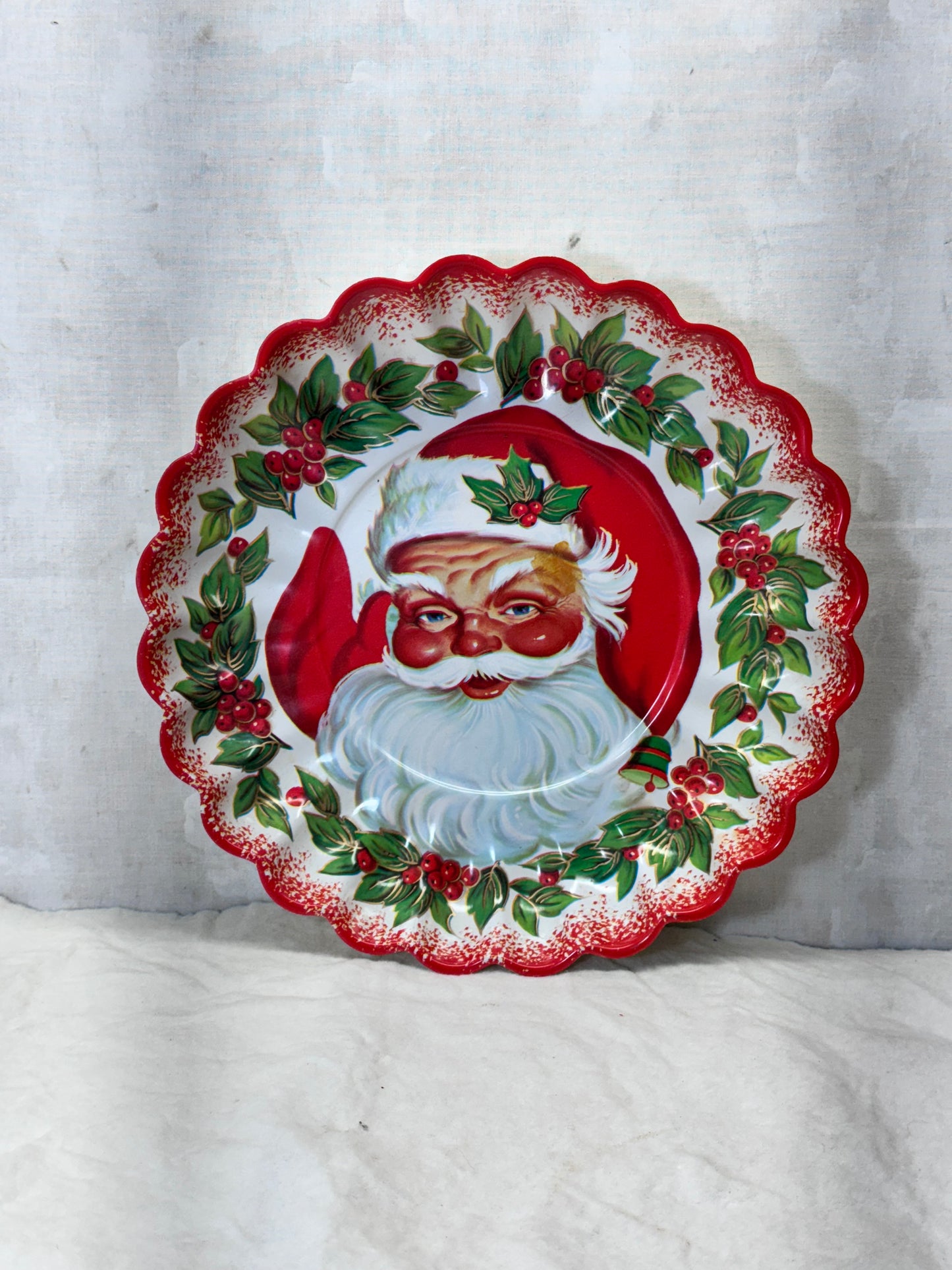 Santa Claus Vintage Plastic Christmas Bowl #2076
