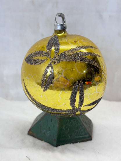 Gold Painted Vintage Christmas Ornament w/Mica #1791