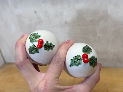 Lefton Japan Mistletoe Salt & Pepper Shakers #1723
