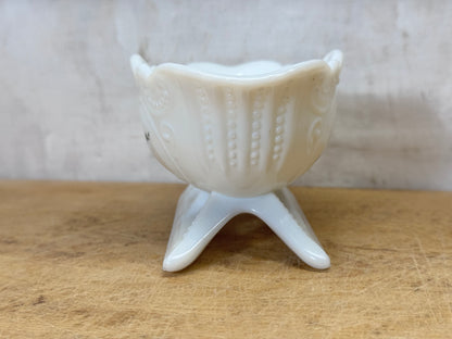 Vintage Milk Glass Westmoreland Sleigh Candy Dish #1714