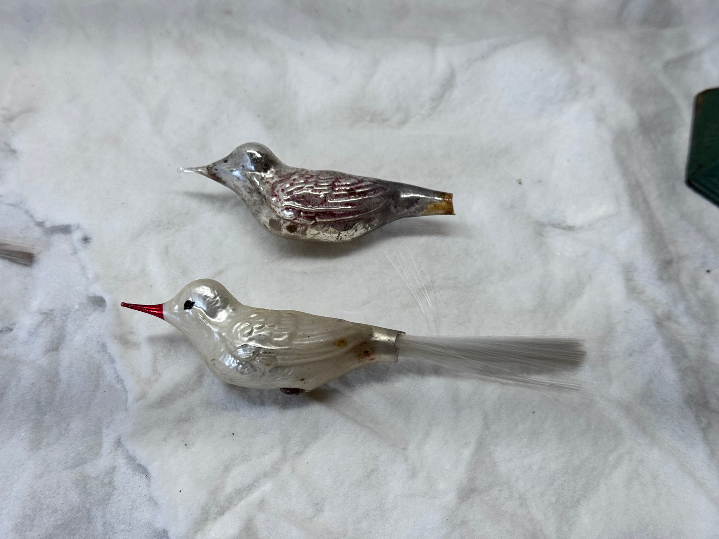 Flawed Glass Birds Pieces Vintage #2105