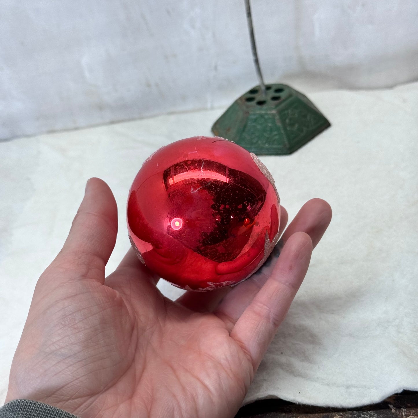 Red Stenciled Doves Glass Shiny Brite Ornament Vintage #2064