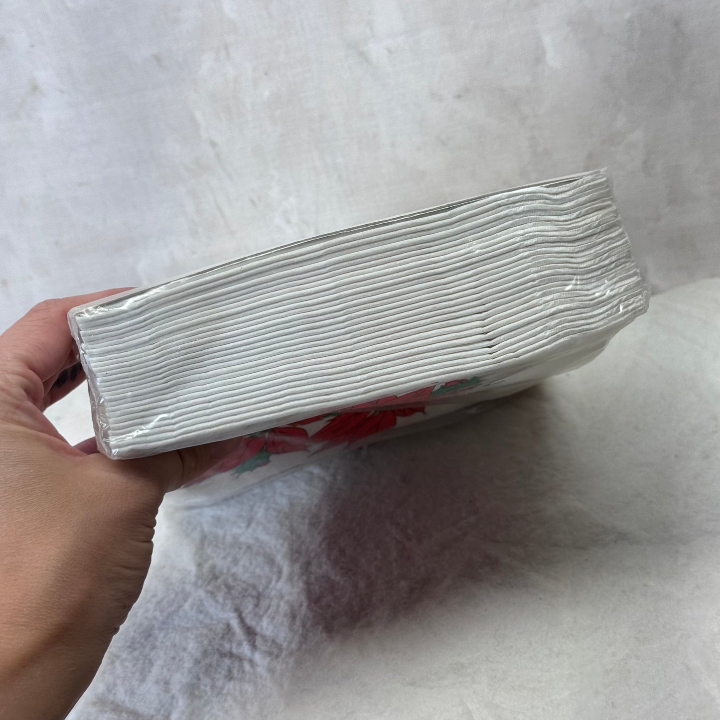 Christmas Poinsettia NOS Napkins #2114