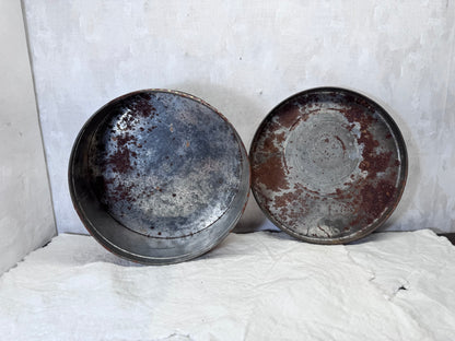 Hummingbird Christmas Tin Round Empty Vintage #1888