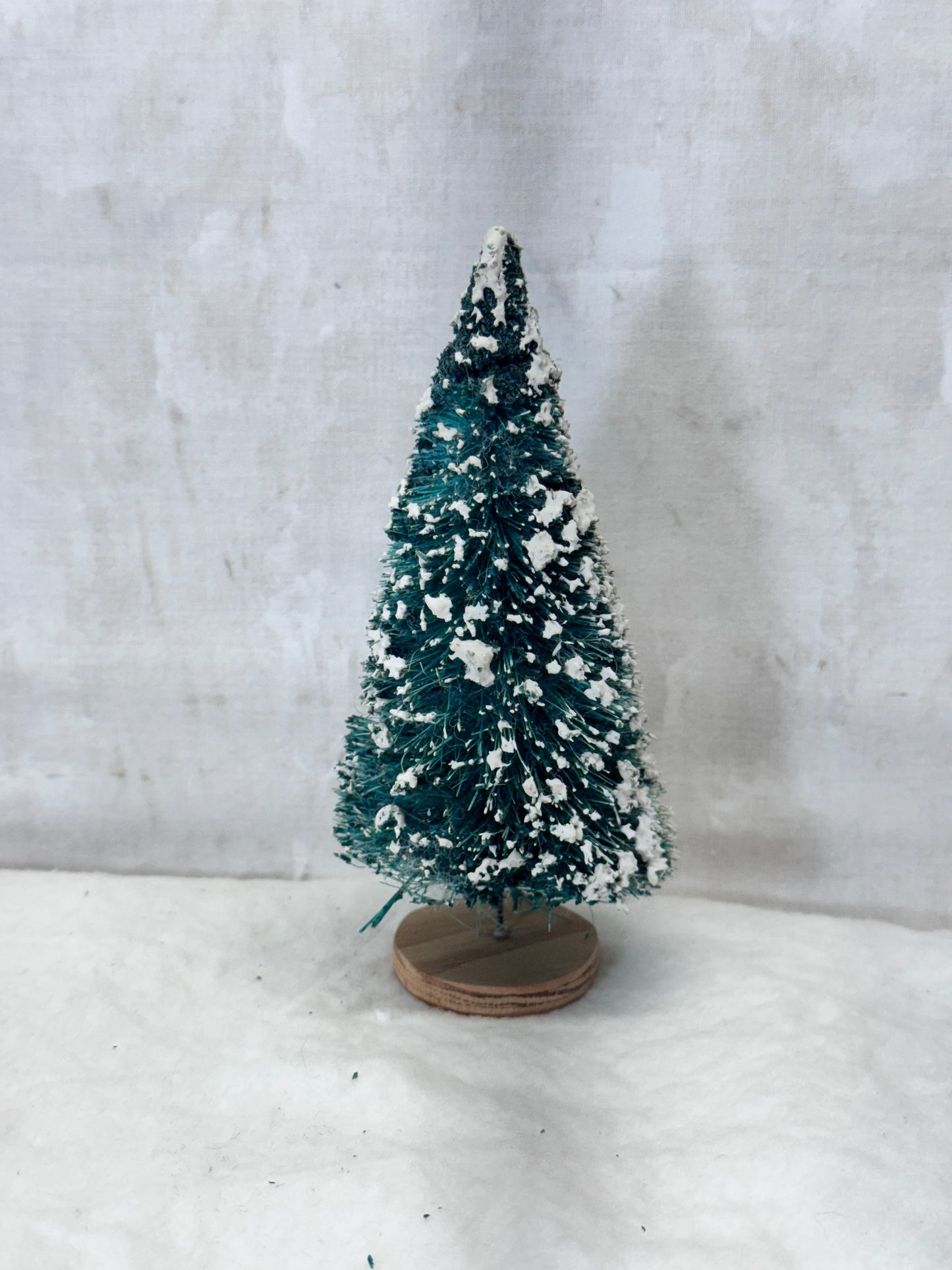 Bottle Brush Christmas Trees Vintage #1935