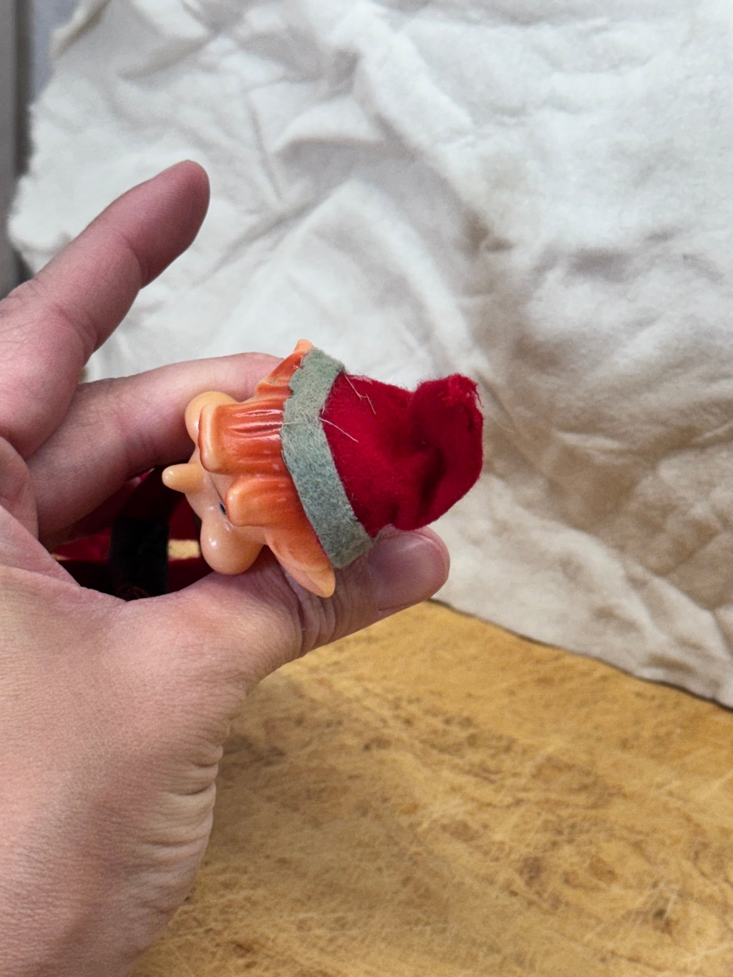 Japan Red Knee Hugger Elf Vintage #1707