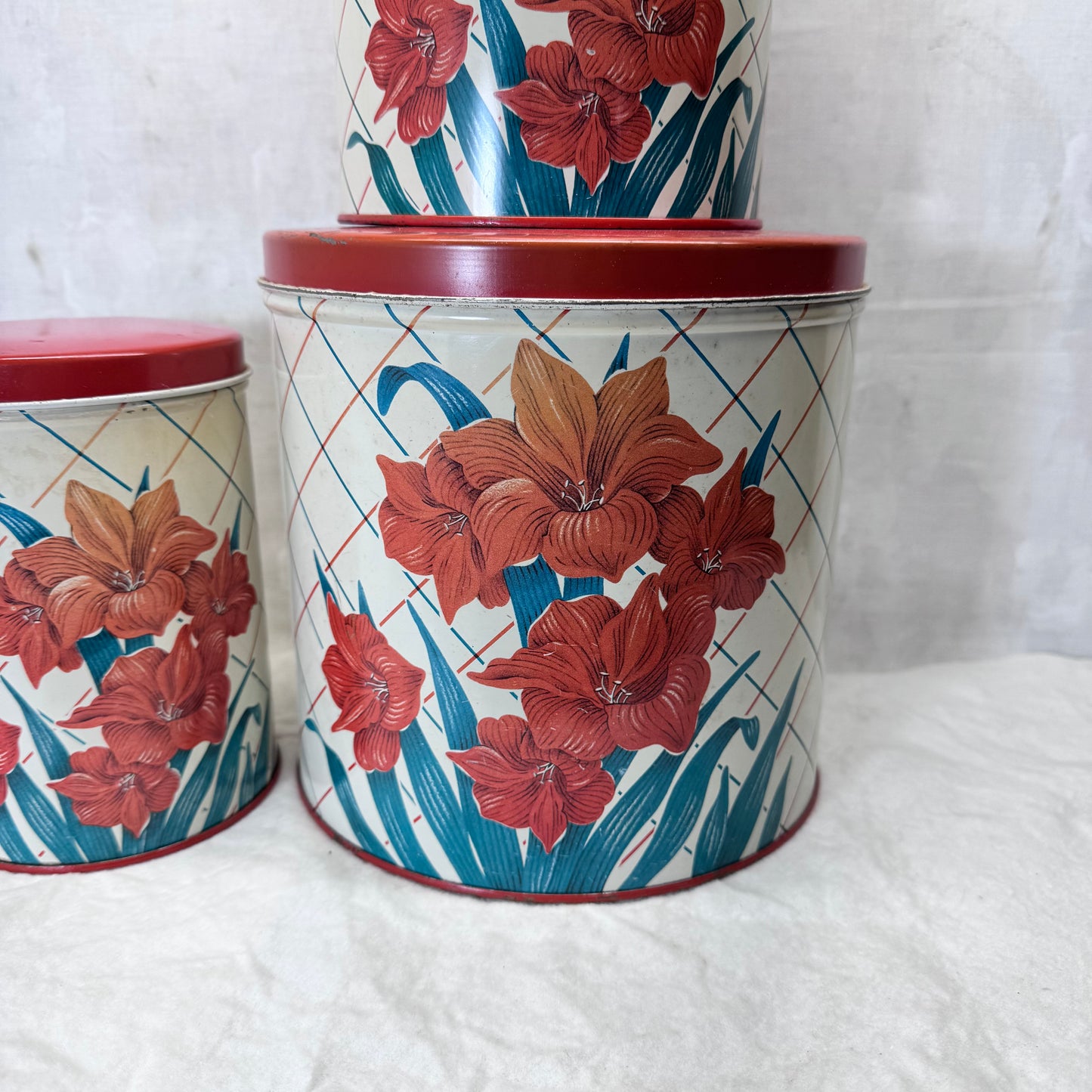 Red Green Floral Kitchen Canister Christmas Tin Set Vintage #2195