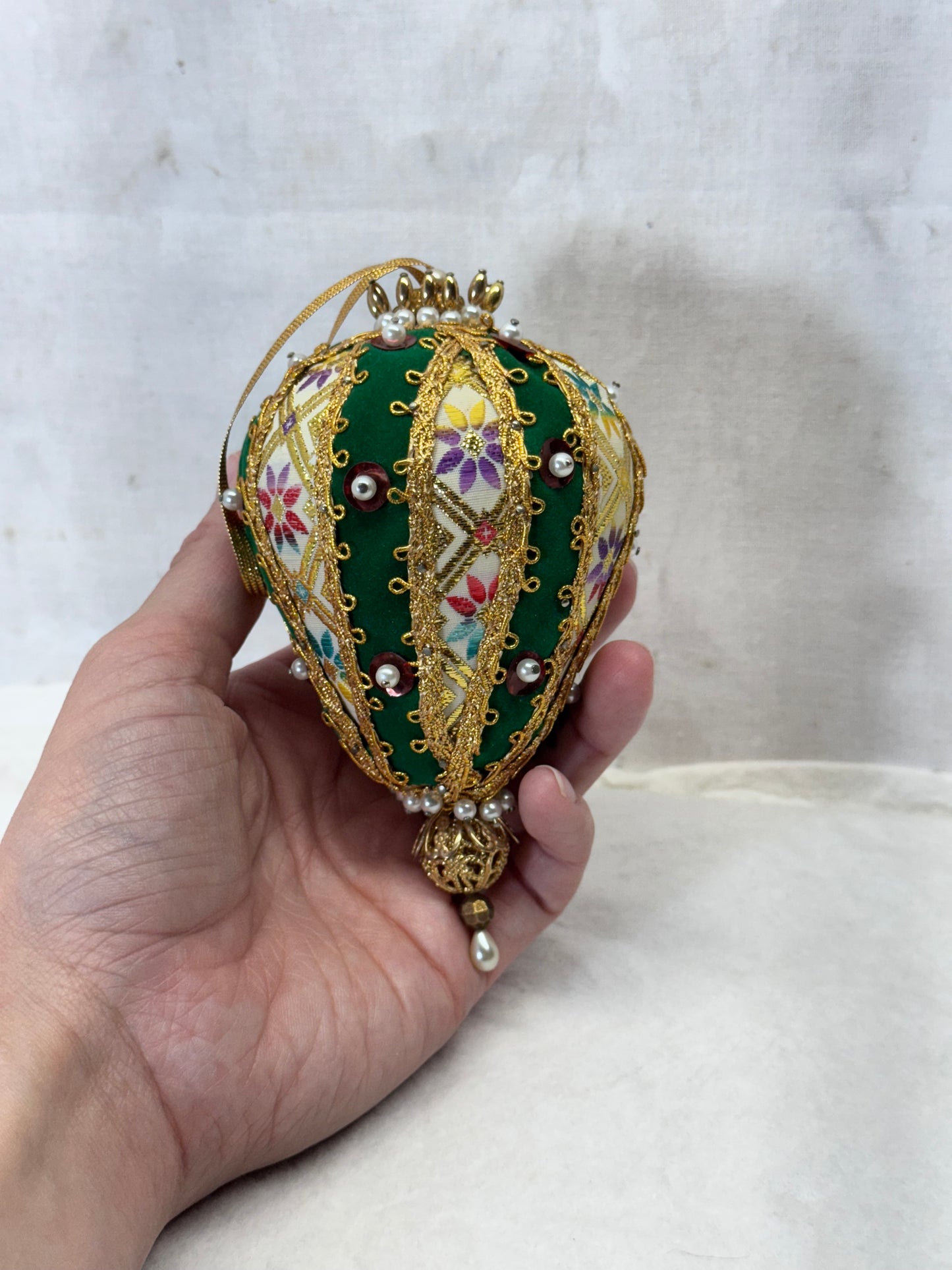 Christmas Push-Pin Tear Drop Fabric Ornament Vintage #2206