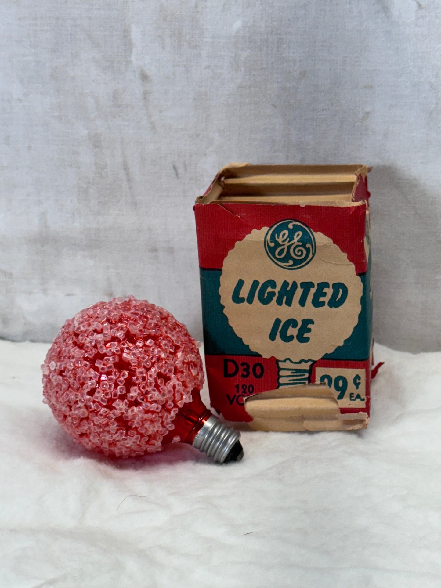 Red Lighted Ice Lightbulb Vintage D30 120 Volt NOS #1875