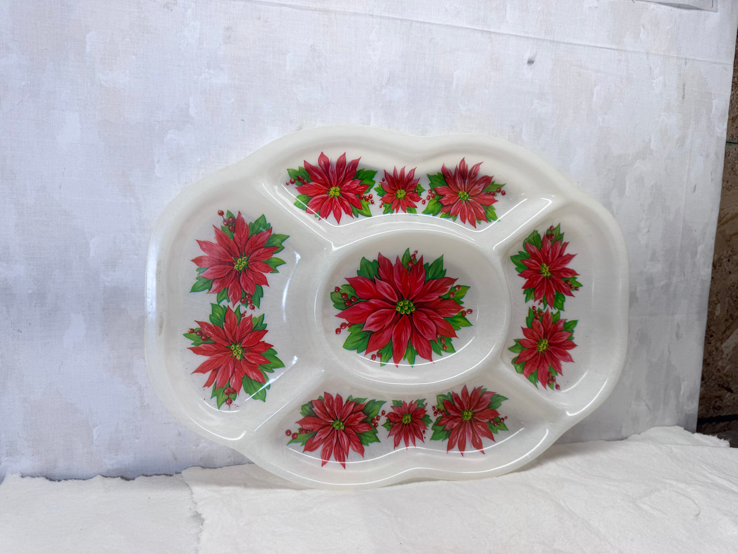 Christmas Hard Plastic Serving Tray Vintage #2073