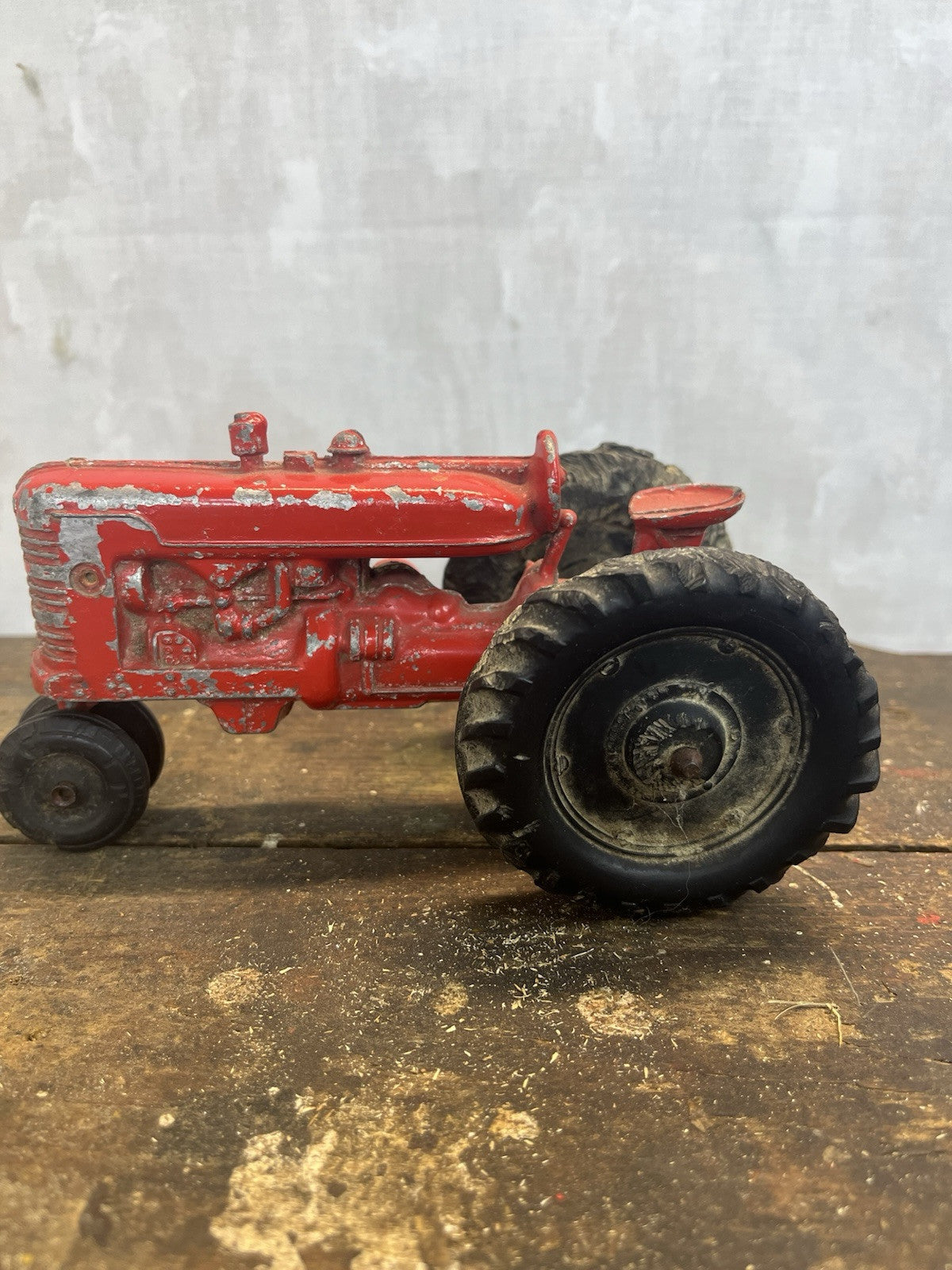 Vintage Collectible Child’s Toy Tractor W/Rubber Tires
