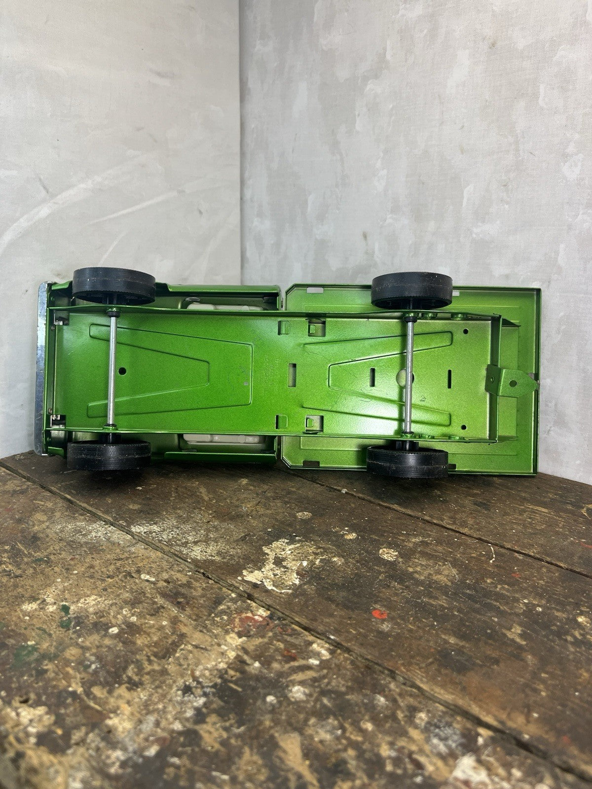 Vintage Collectible Mancave Nylint Farm Green Flat Bed Truck Very Clean