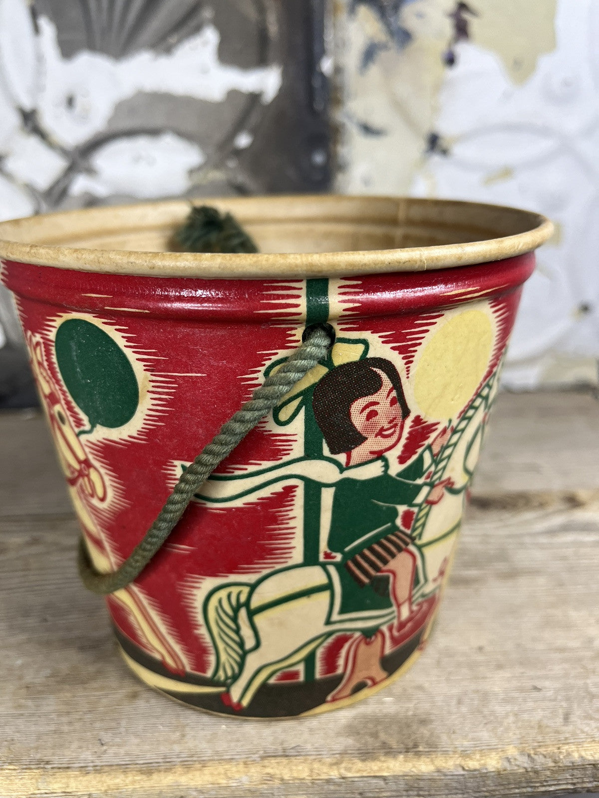 Vintage Waxed Cardboard Wolverine Supply Child’s Bucket Collectible 