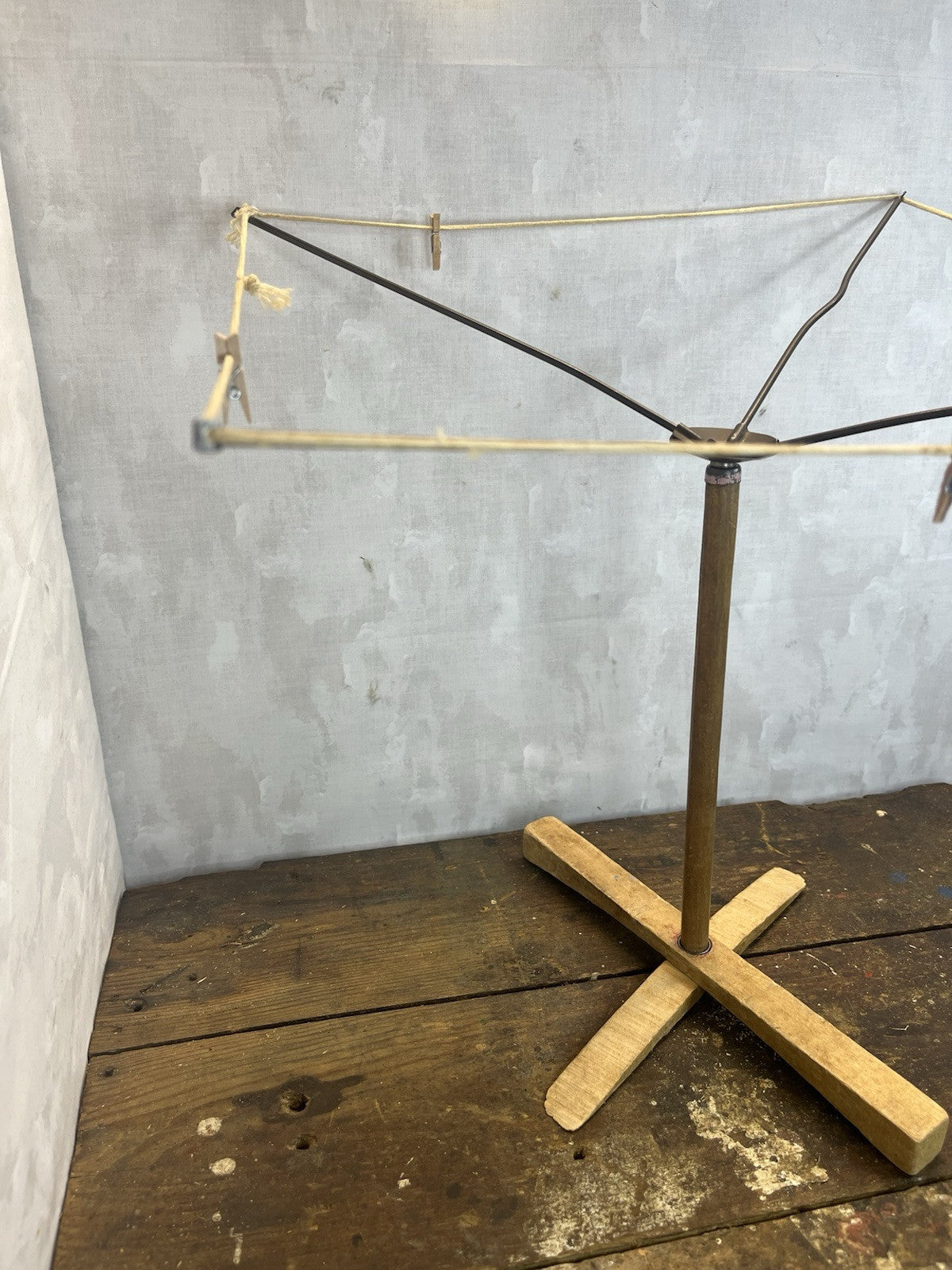 Vintage Collectible Doll Hand Washer Ringer And Collapsible Clothesline