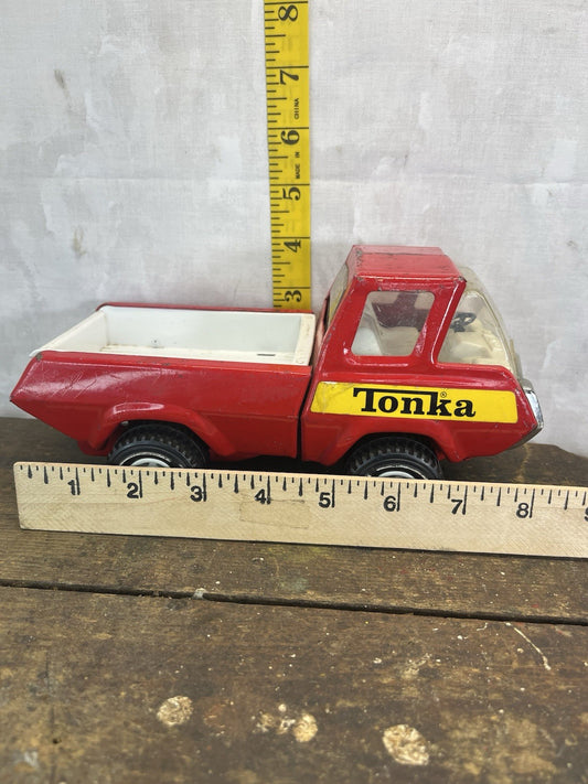 Vintage Collectible Mancave Tonka Dump Truck
