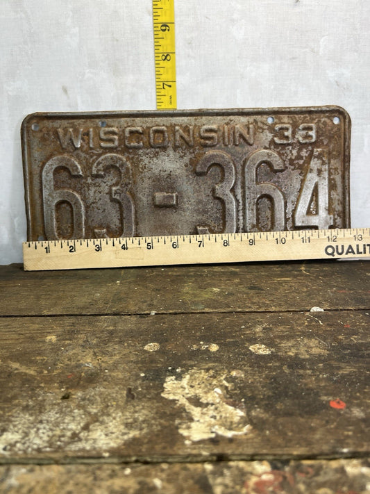 Vintage Collectible Mancave Wisconsin 1933 Pair Of  Vehicle Plates #1230
