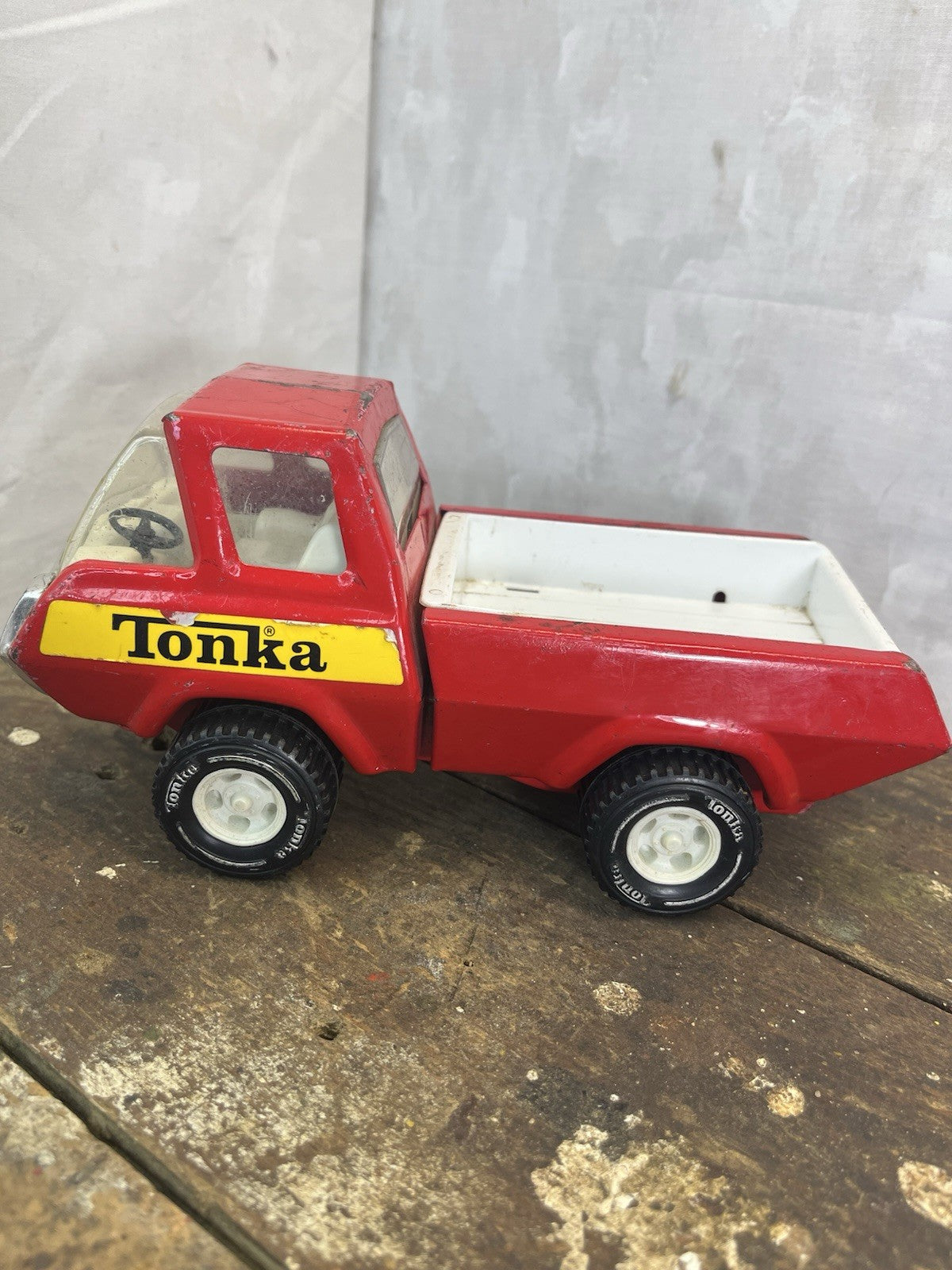 Vintage Collectible Mancave Tonka Dump Truck