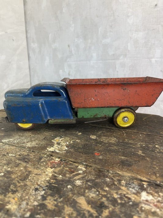 Vintage 1940s Wyandotte Multi Colored Dump Truck Mancave