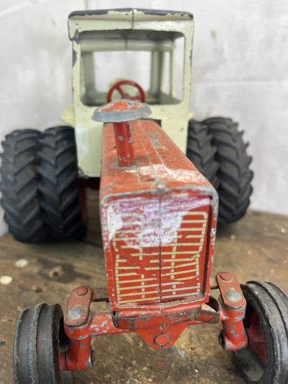 Vintage Collectible Mancave International Farmall 145c Tractor 