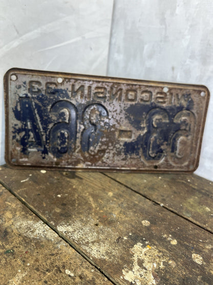 Vintage Collectible Mancave Wisconsin 1933 Pair Of  Vehicle Plates #1230